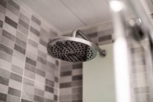 How To Fix The Shower Faucet Leakage In The Bathroom?