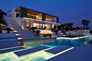 Ultra Modern Houses: Top Luxurious Houses Worldwide