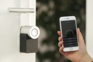 2 Ways to Lock Your Home Without a Key