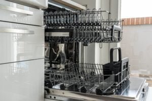 10 Dishwasher Brands to Avoid