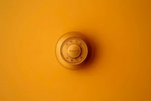 Five Signs You Need to Get Your Thermostat Checked by A Professional