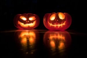 Halloween Decorated Homes: Creating a Haunted Haven for Halloween