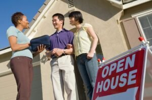 Stand Out In The Market: Strategies For Multiple Home Offers