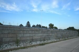 Retaining wall installation: newbie mistakes to avoid