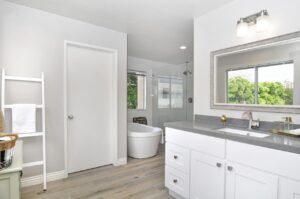 Bathroom Remodeling Services Bellevue: Luxury vs Budget Remodels What Bellevue Homeowners Should Know